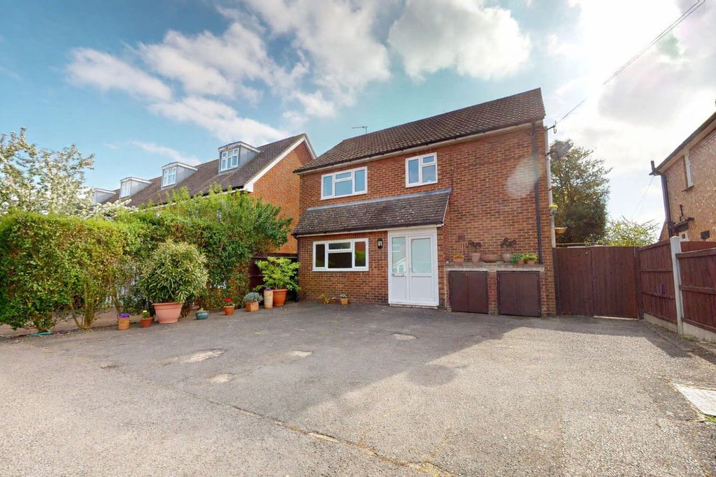 Property photo 1 of 9