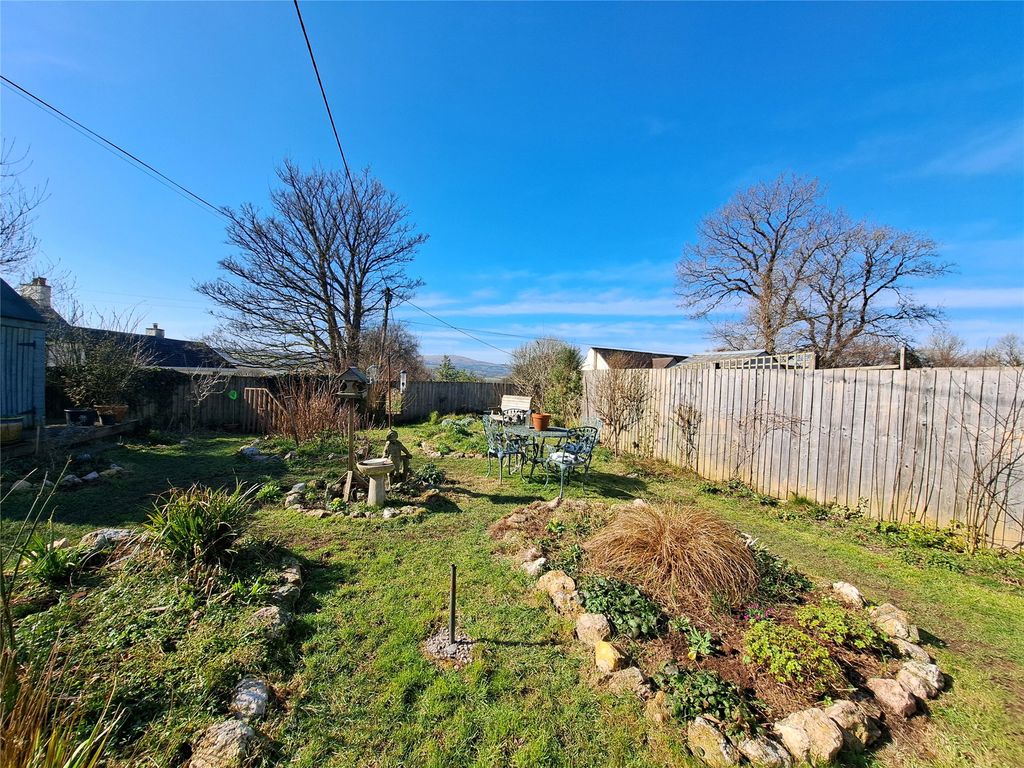 Property photo 3 of 16 3 - Picture No. 34