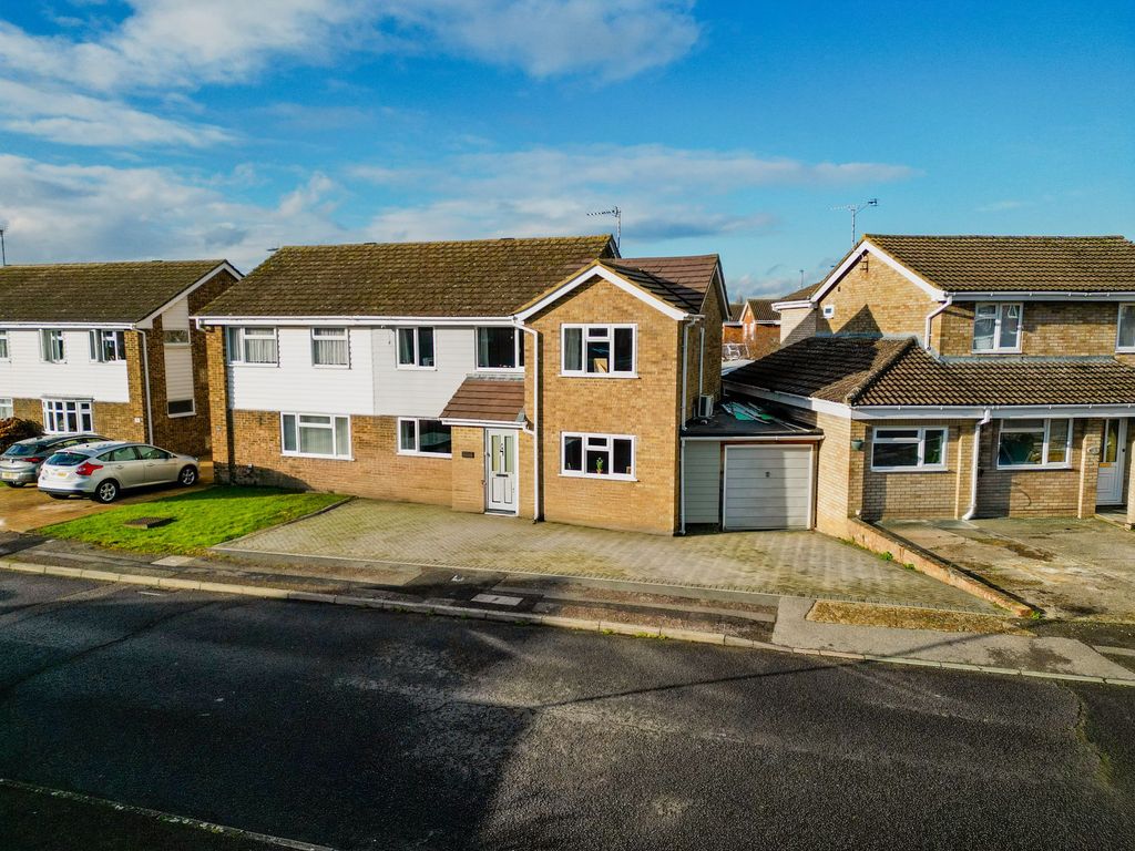 Property photo 1 of 18