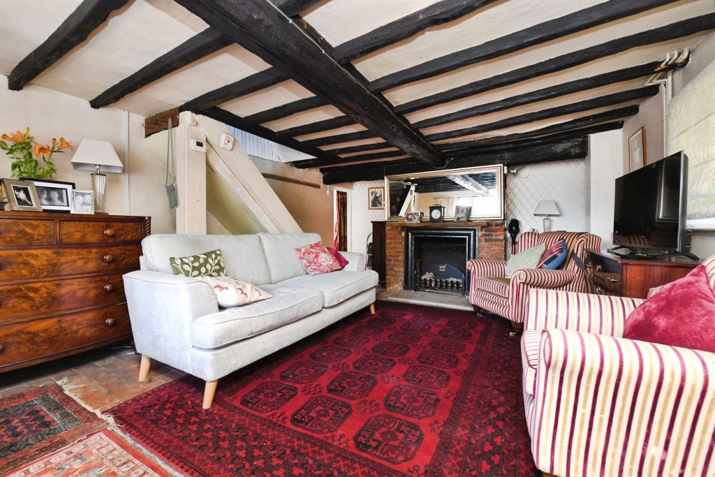 Property photo 2 of 12
