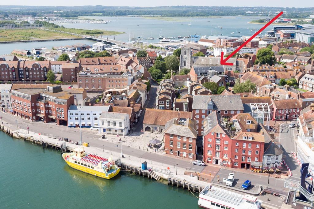 Property photo 3 of 27 6 St James Court Arial .Jpg