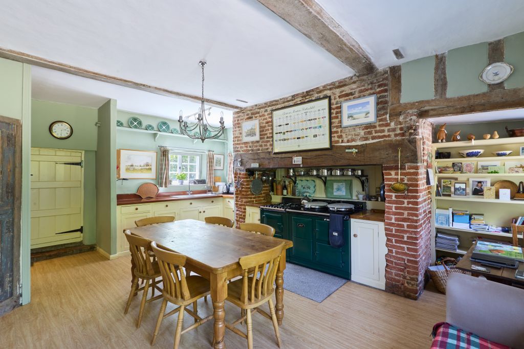 Property photo 2 of 25 Cricketfield Cottage 2205260008