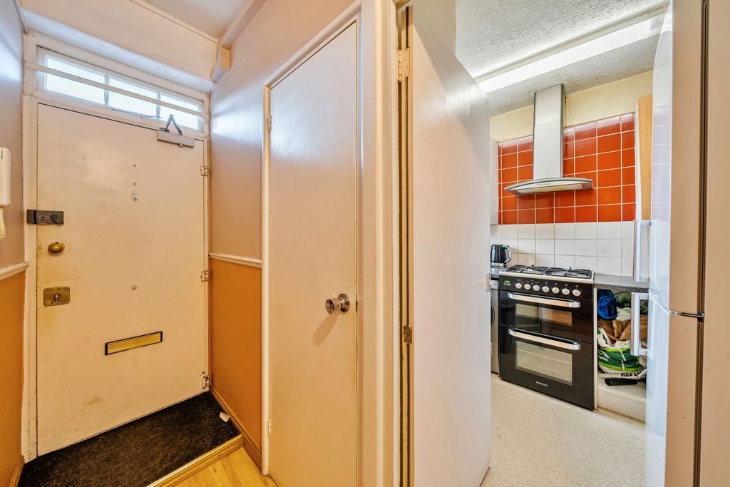 Property photo 2 of 15 1423536-5-69B41d0...