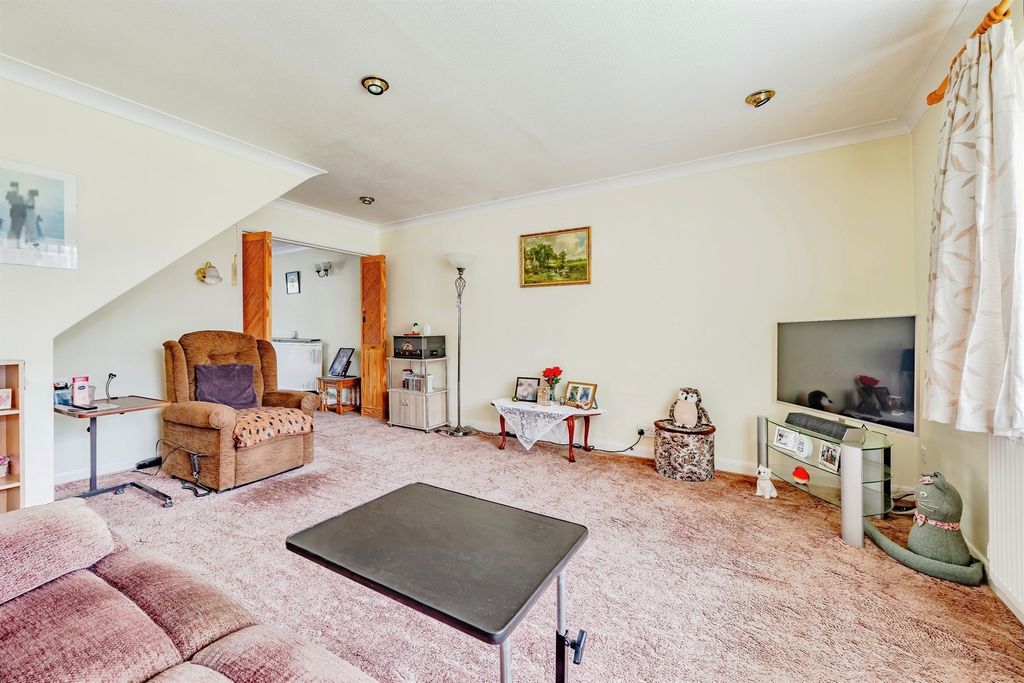 Property photo 2 of 15