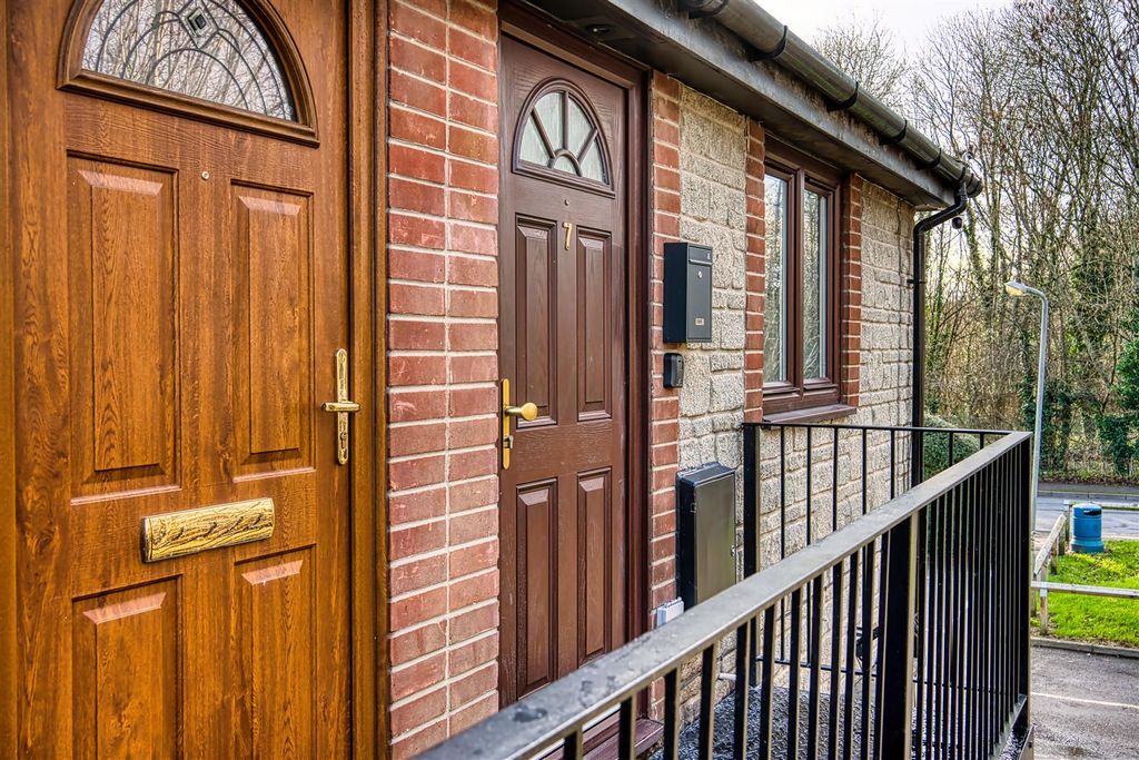 Property photo 1 of 10 Sny07095_Hdr.Jpg