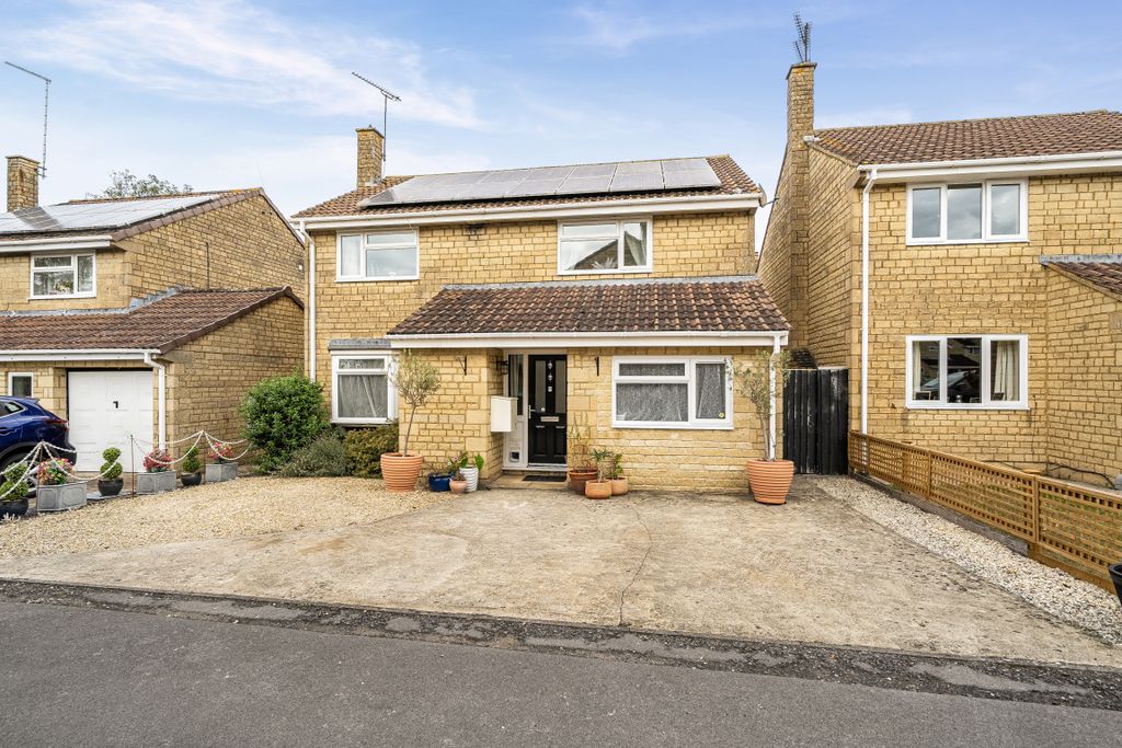 Property photo 1 of 24 15250503