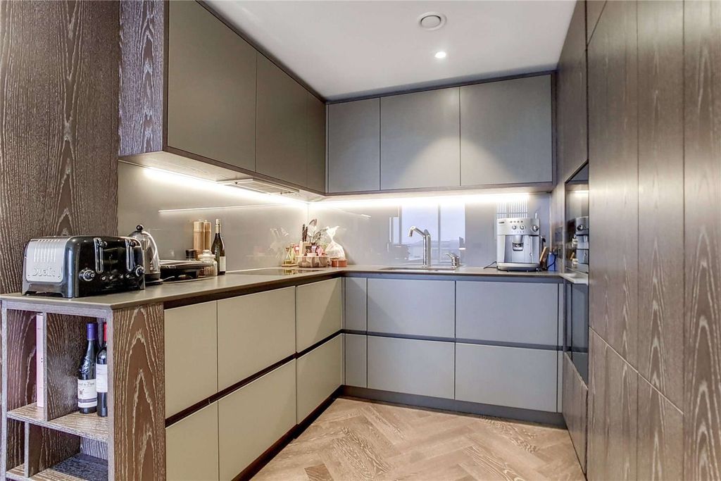 Property photo 2 of 16 Picture No. 2