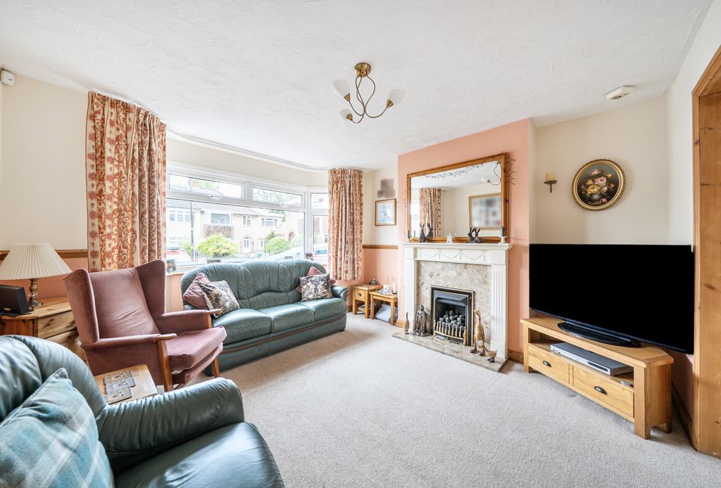 Property photo 2 of 21 1471631-12-6A2150...