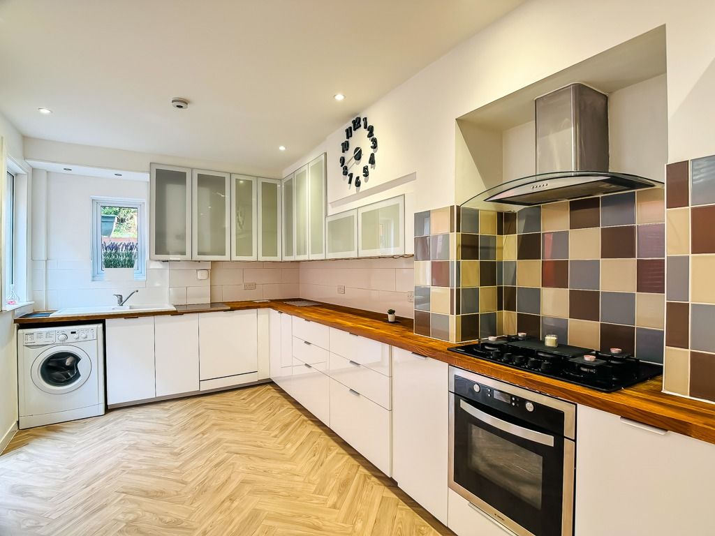 Property photo 3 of 28 5568086