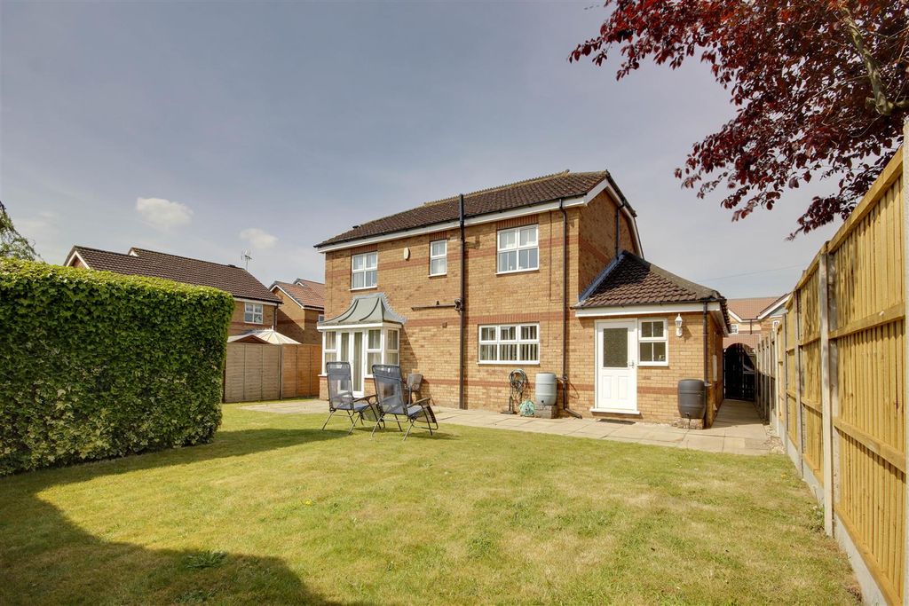 Property photo 2 of 17 Rear View Of Property