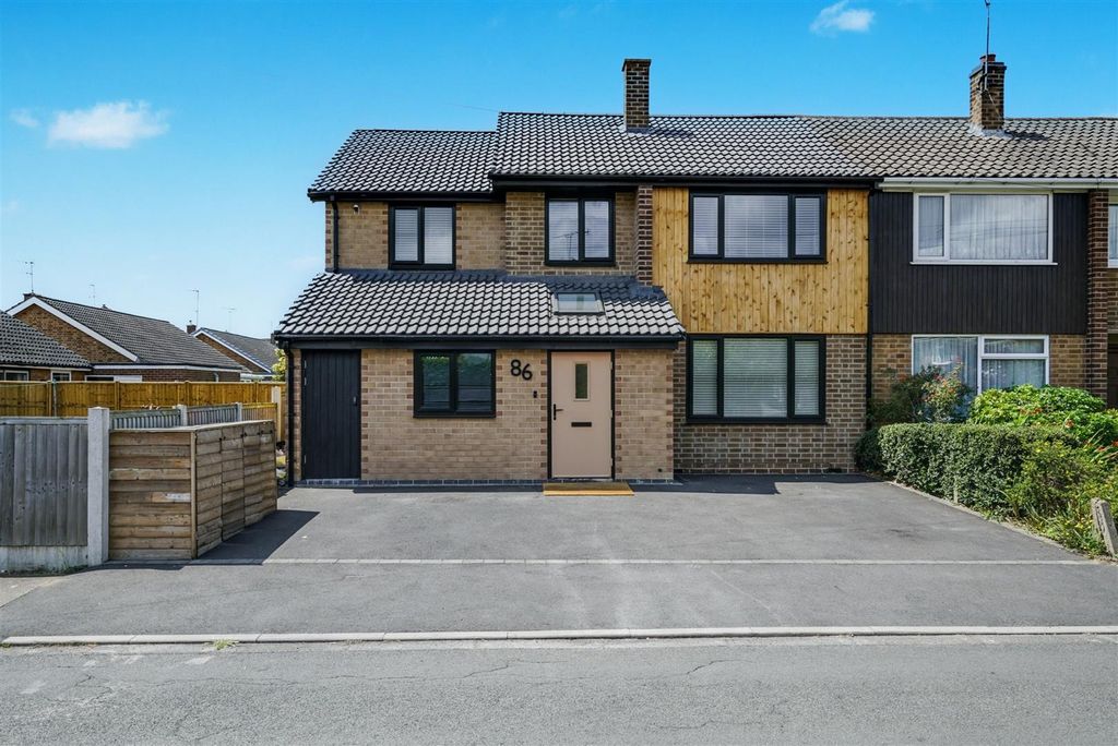 Property photo 1 of 36