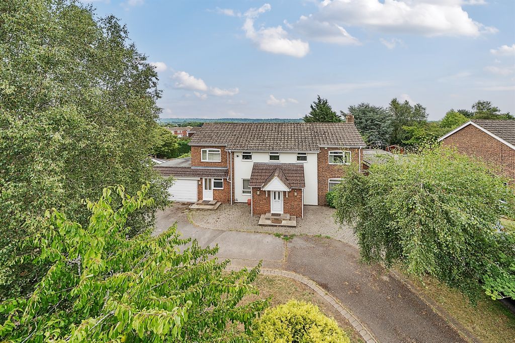 Property photo 1 of 25