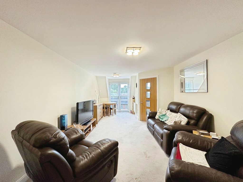 Property photo 2 of 11 Photo 10