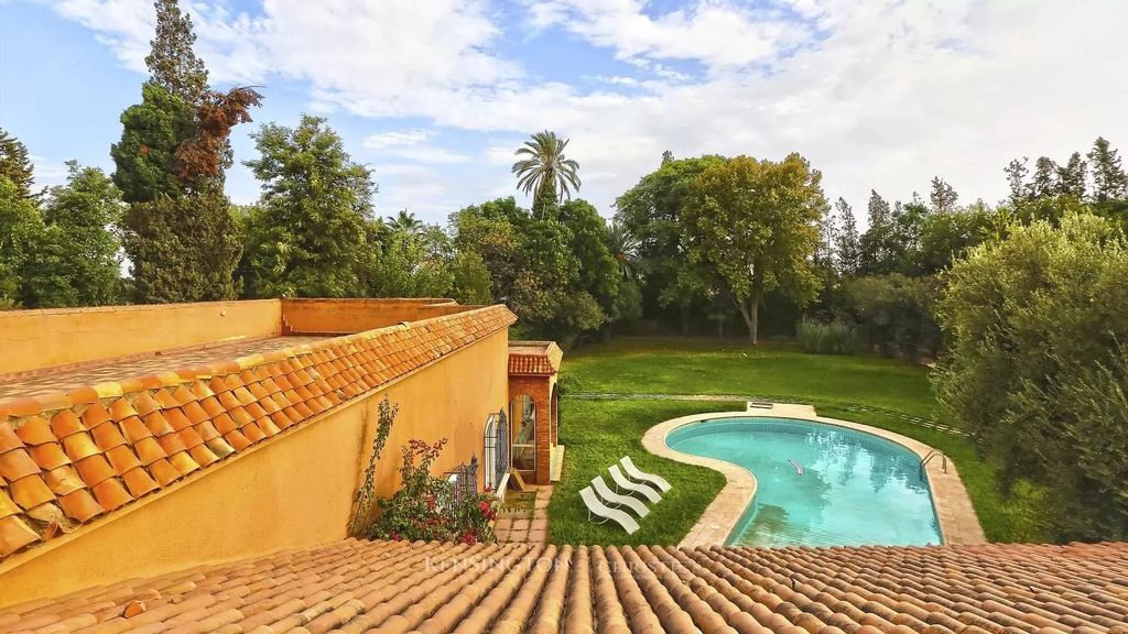 Property photo 3 of 34 Click Here If You Are Looking For Villa For Sale In Marrakech Villa  Jamar  From Kensingtonmorocco.Com Villa For Sale Marrakech Villa For Sale In Marrakech Luxury Villa For Sale Marrakech