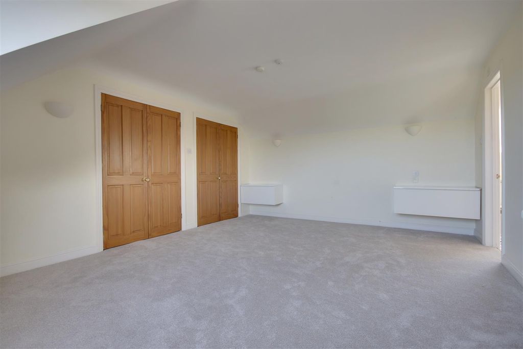 Property photo 3 of 26 14.Jpg