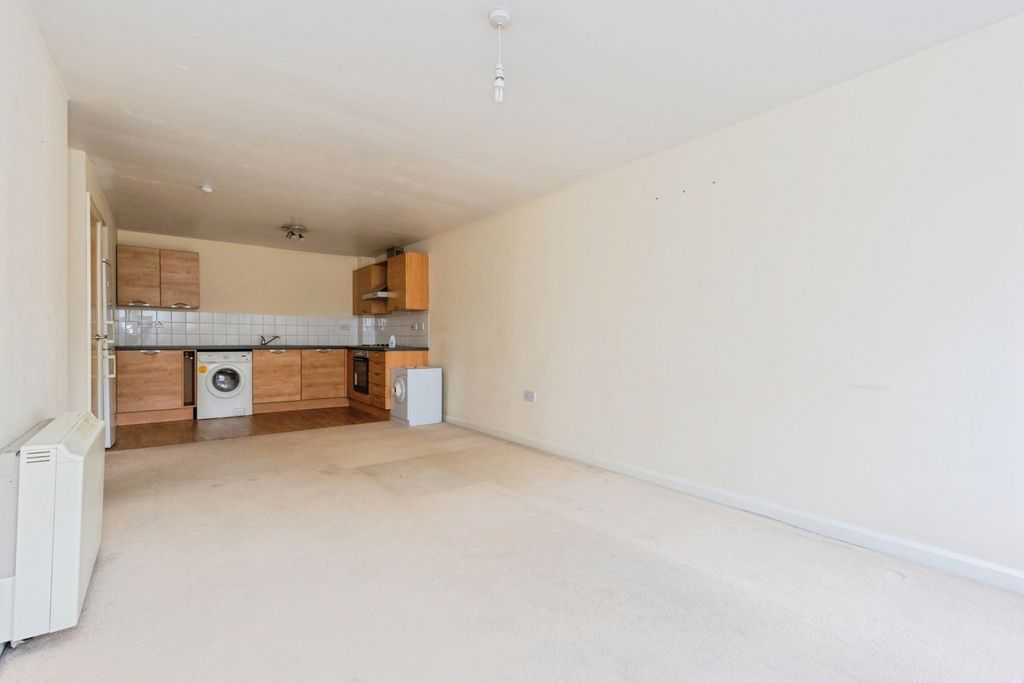 Property photo 3 of 13 Pbox-Img.Jpg