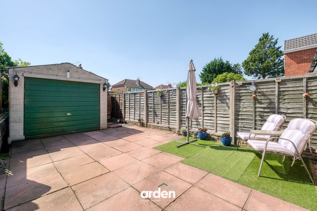 Property photo 2 of 11