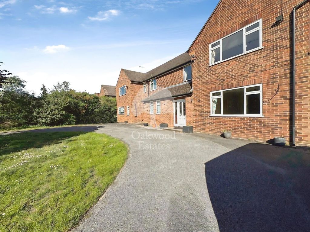 Property photo 1 of 36
