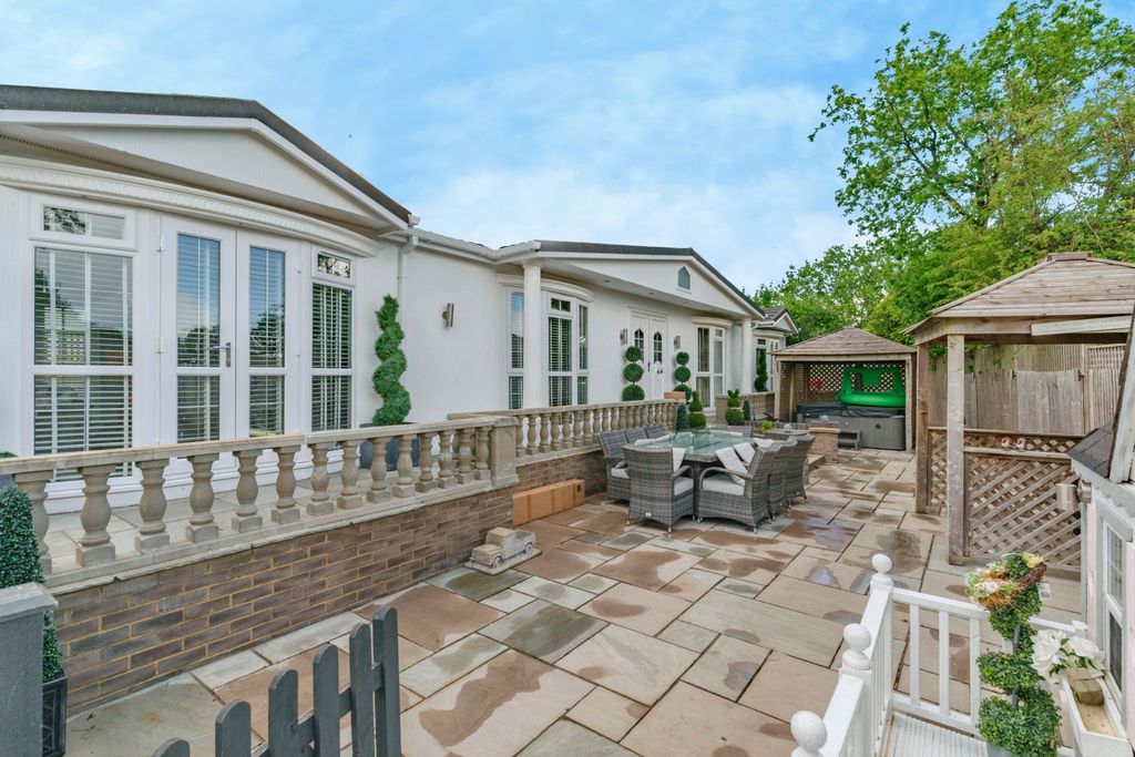 Additional image 13 of Land for saleDunsfold Road, Cranleigh GU6