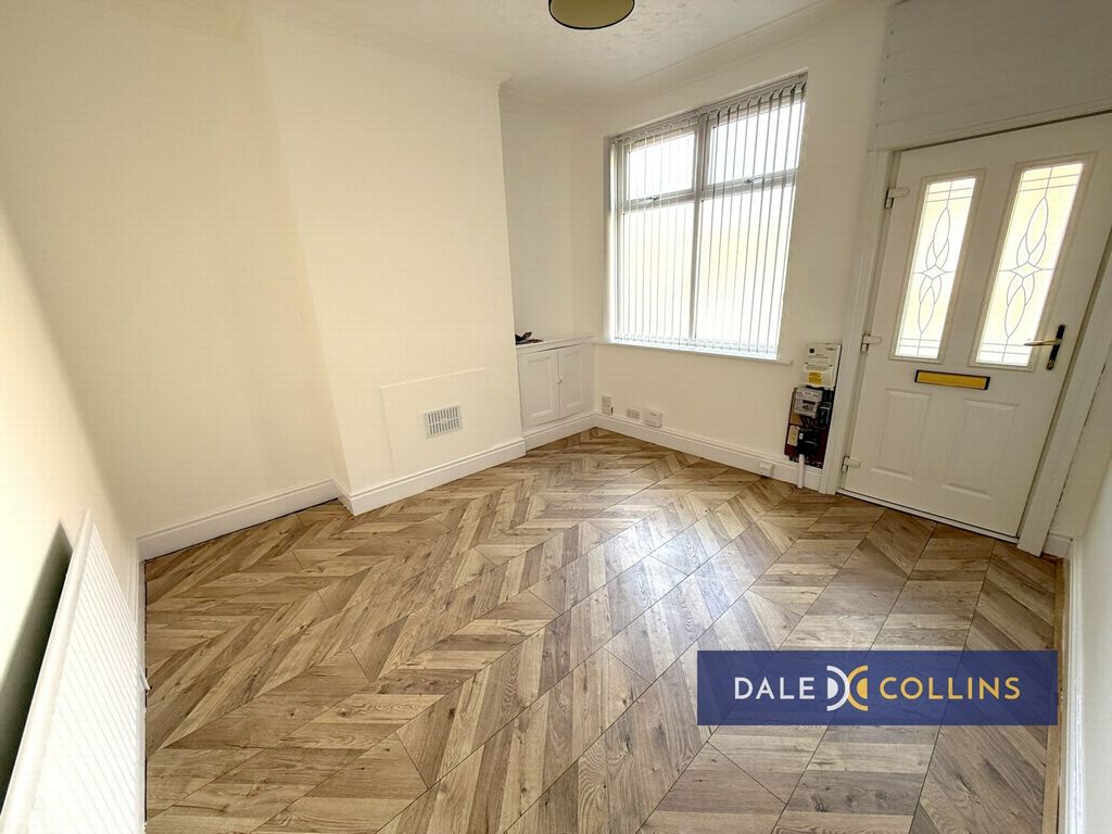 Property photo 2 of 12 Photo 6