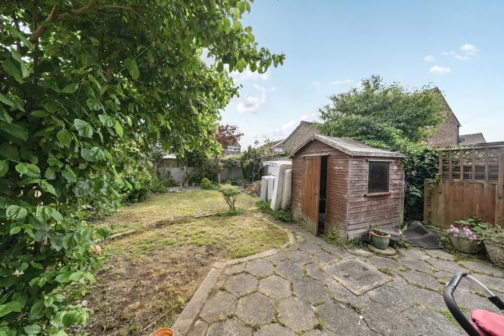 Property photo 3 of 21 Garden View