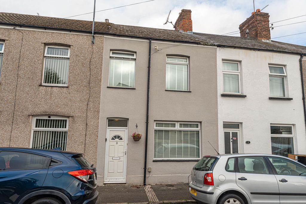 Property photo 1 of 23