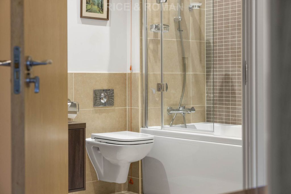 Additional image 15 of 2 bed flat for saleKeble Court, Fleet GU52