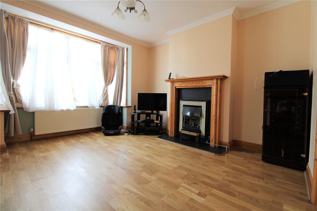 Property photo 3 of 14 Picture No. 20
