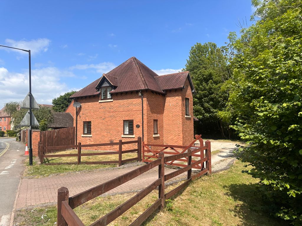 Property photo 1 of 22