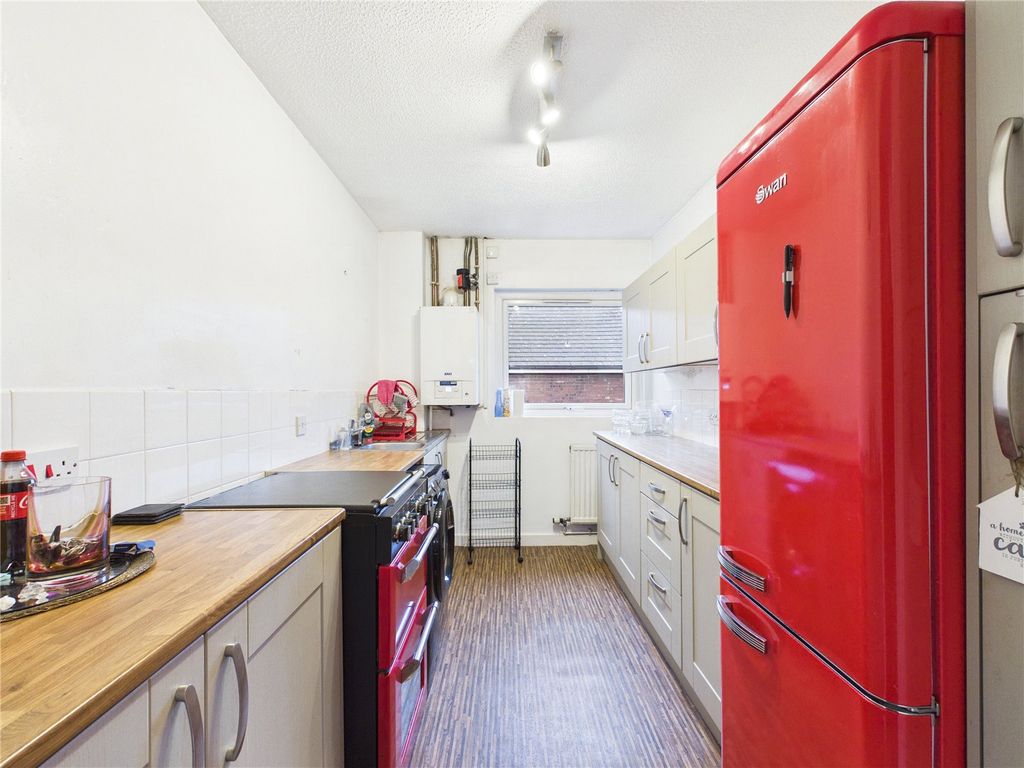 Property photo 3 of 7 Picture No. 06