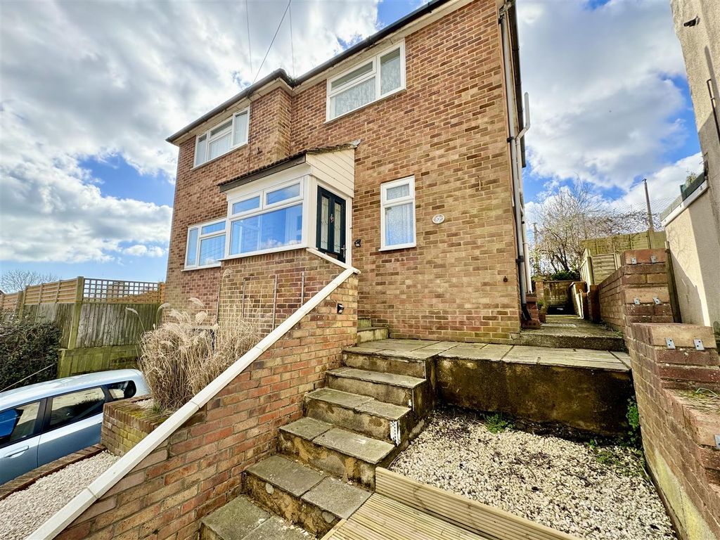 Property photo 1 of 26