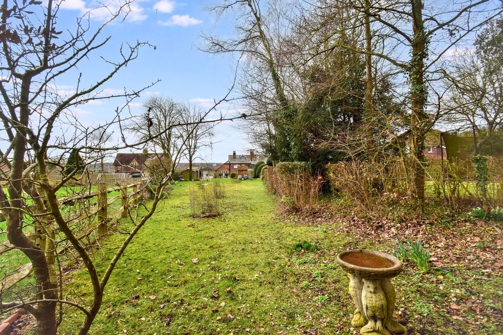 Property photo 3 of 40