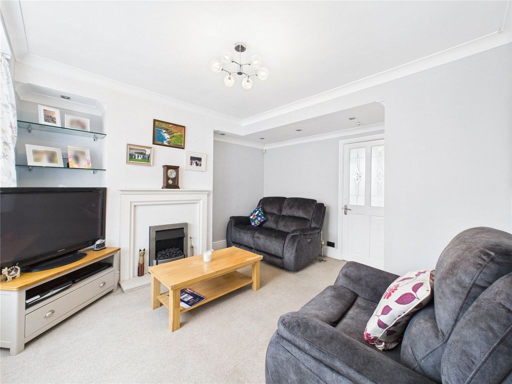 Property photo 3 of 19 Picture No. 34