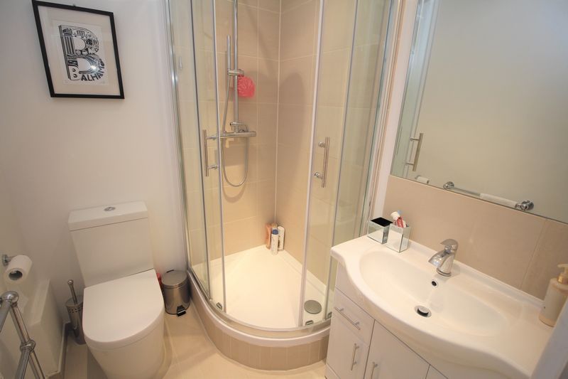 Property photo 3 of 11 Photo 4