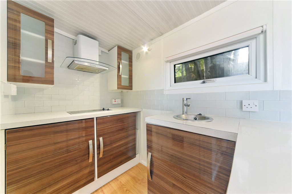 Property photo 3 of 5 Picture No. 29