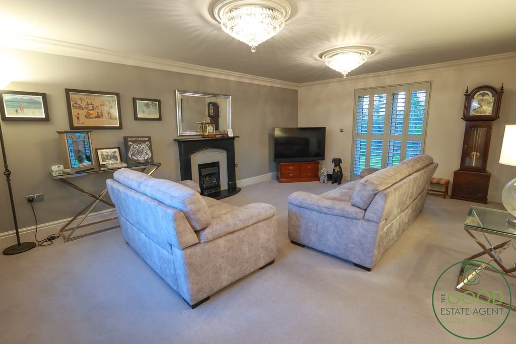 Property photo 2 of 29