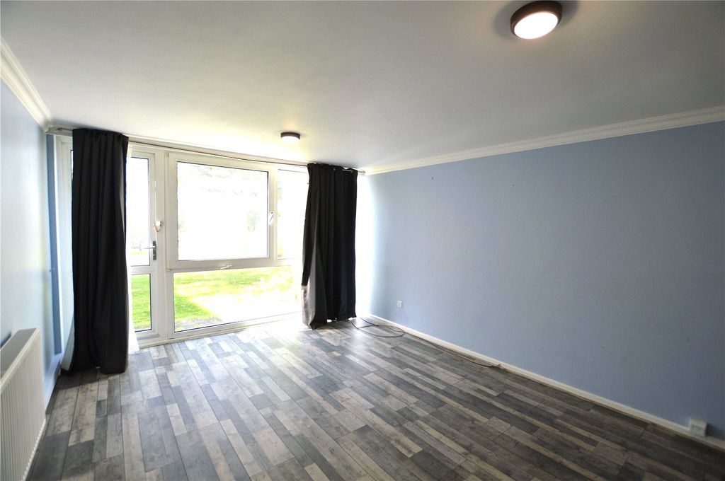Property photo 2 of 9 Picture No. 01