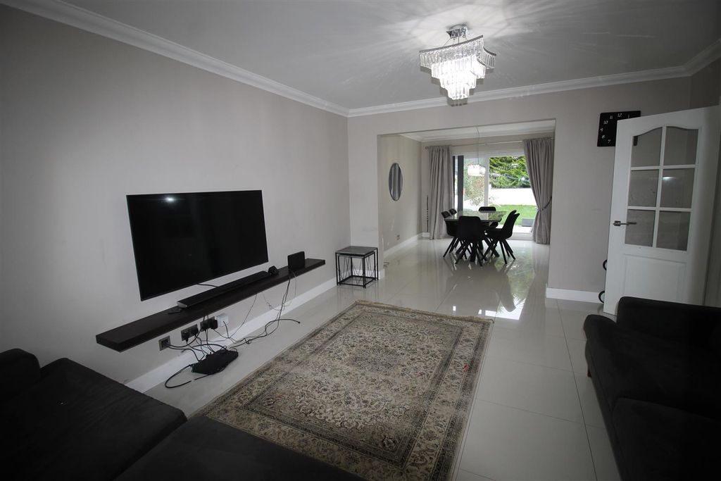 Property photo 2 of 13 Img_9471.Jpg