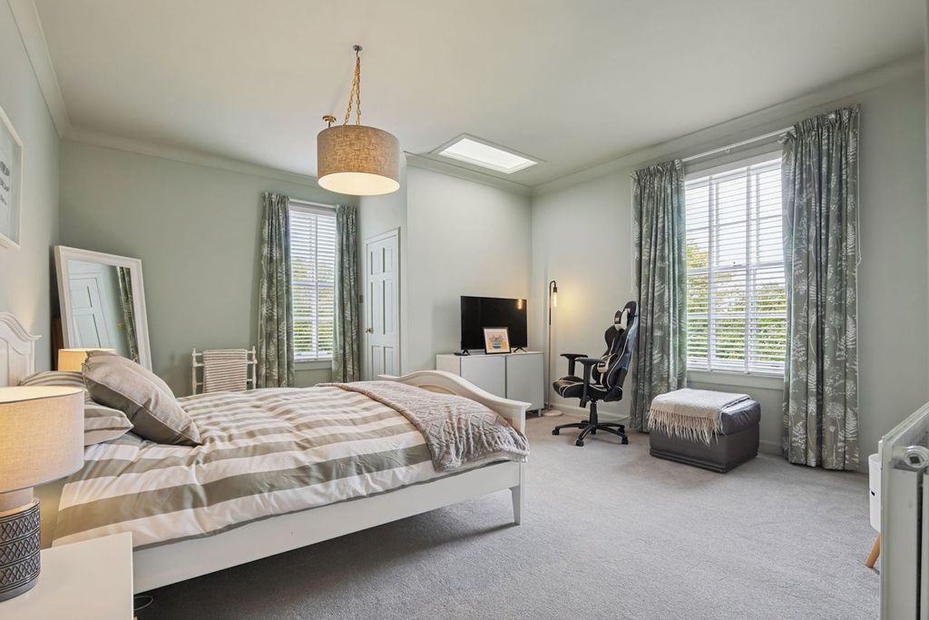 Additional image 33 of 5 bed villa for saleRacecourse Road, Ayr KA7