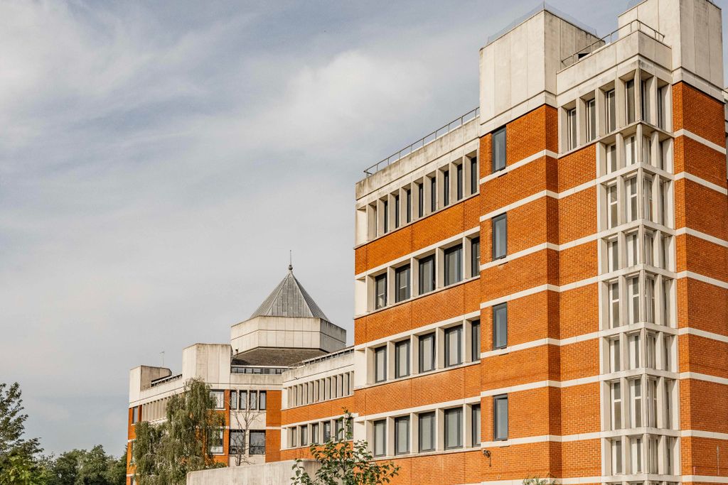 Property photo 1 of 10 Image