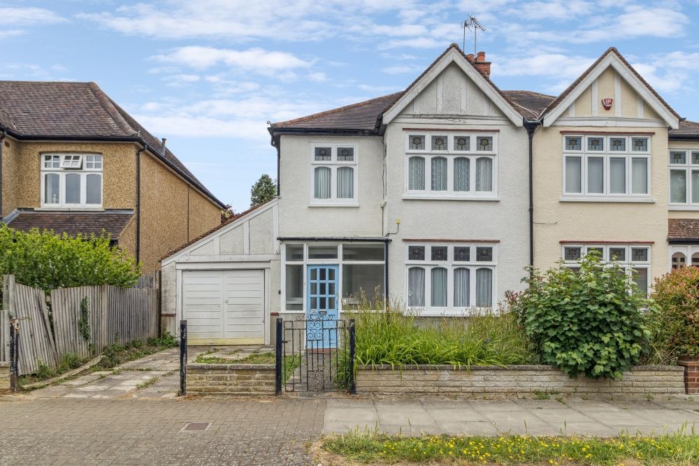 Property photo 1 of 9