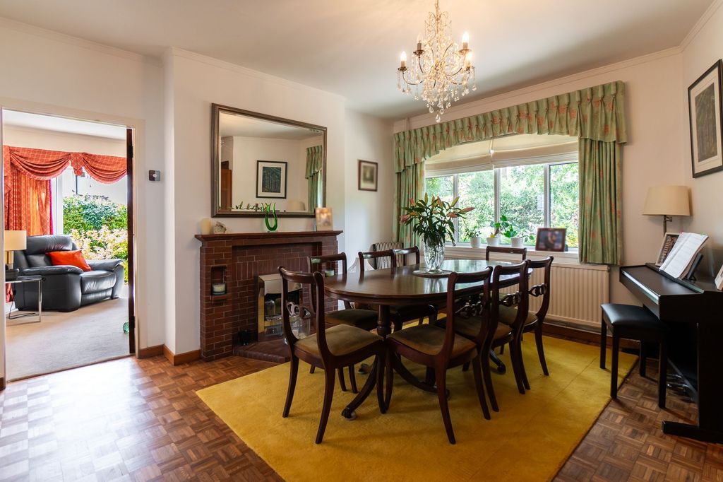 Property photo 2 of 53