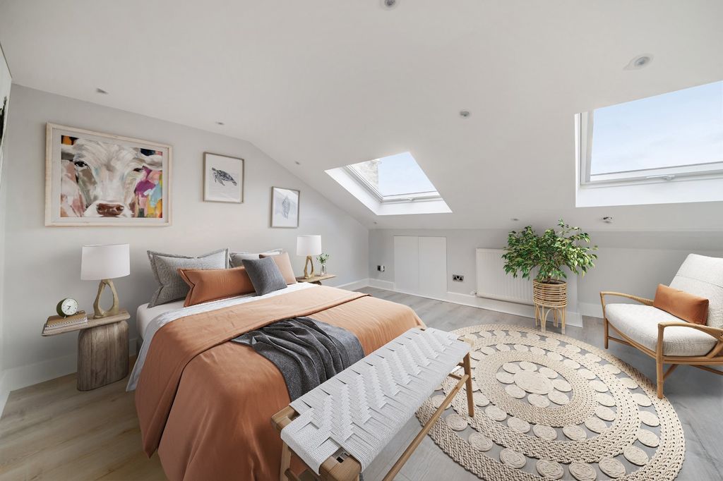 Property photo 2 of 17 Picture No. 34