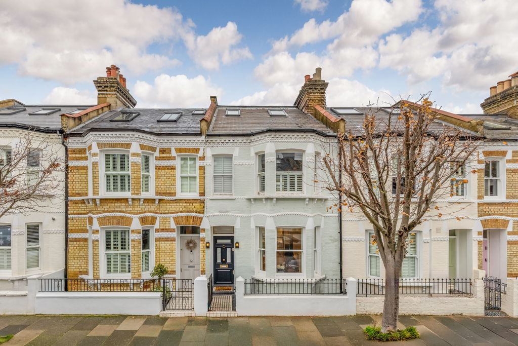 Property photo 3 of 15