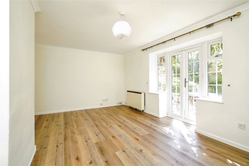 Property photo 3 of 10 Picture No. 07