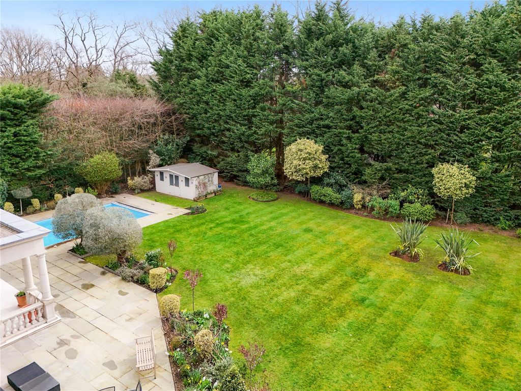 Property photo 3 of 31 Picture No. 27