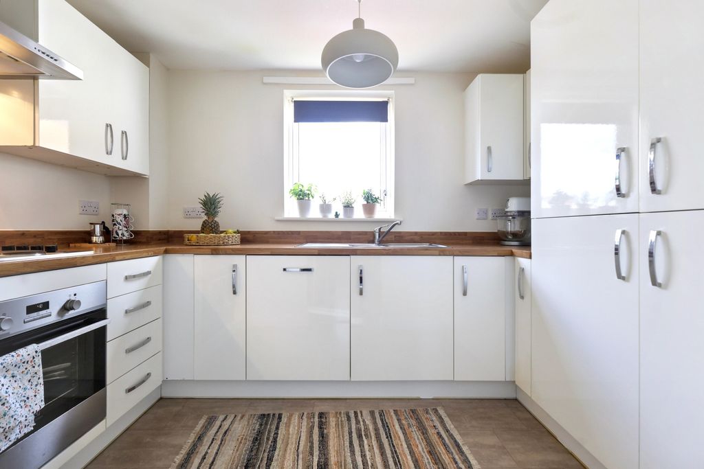 Property photo 3 of 11 Img_4394