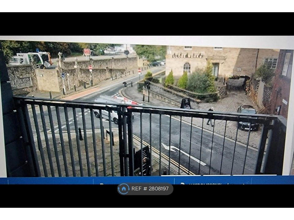 Property photo 2 of 24