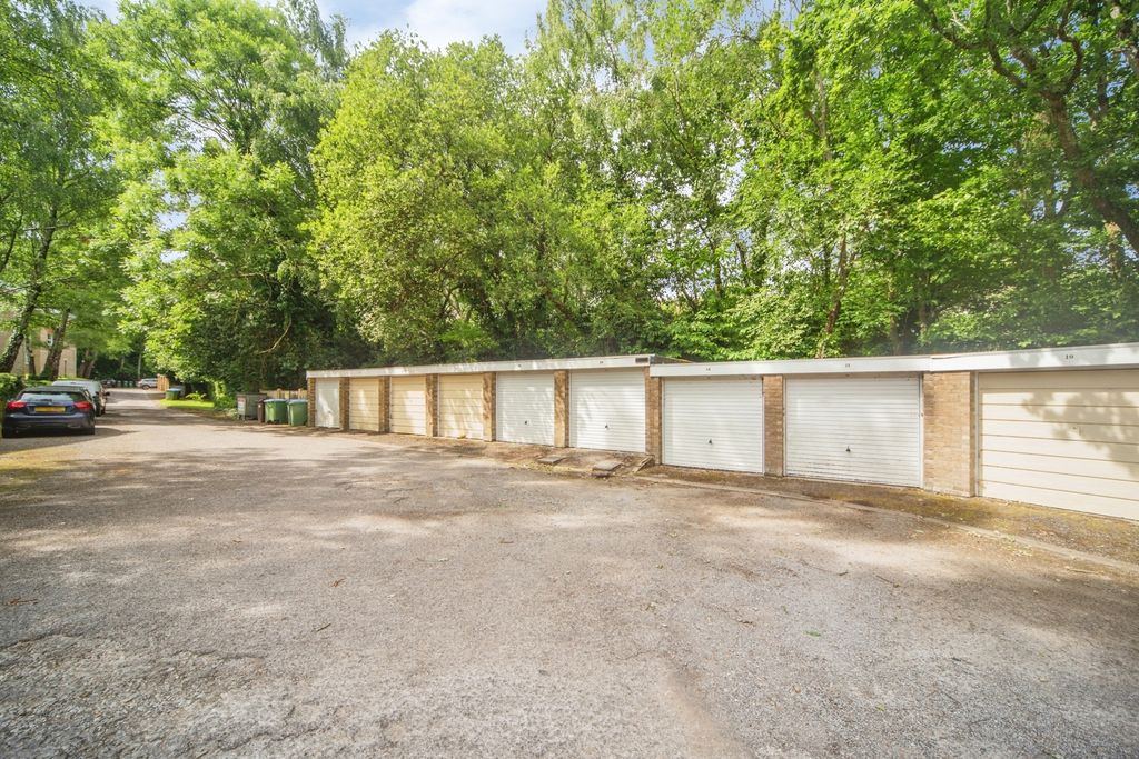 Property photo 2 of 19 Pbox-Img.Jpg