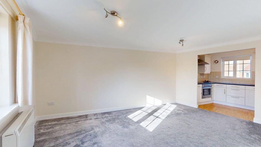 Property photo 2 of 11 54-Amethyst-Drive-10162026_114140.Jpg